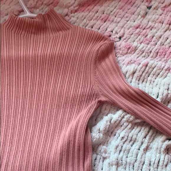 Long Sleeve Sweater - Picture 2 of 3